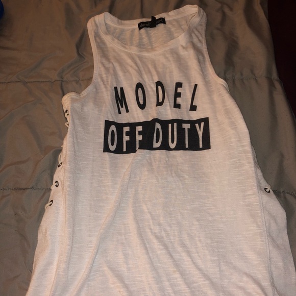 Juniors top - Picture 1 of 3